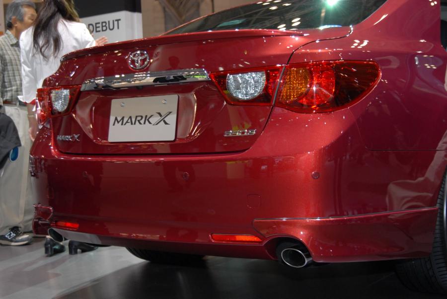  Toyota Mark-X 2010 года  (фото 26 из 50)